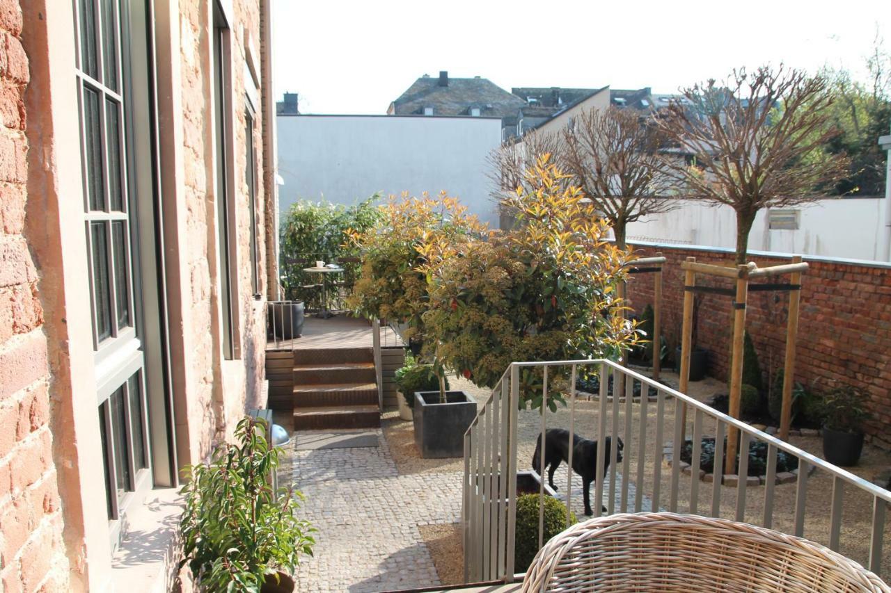 Junior Suite The Backyard Tby 01 Trier Exteriör bild